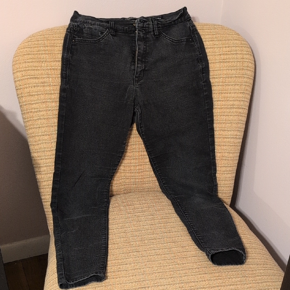 Classic Black Skinny Jeans for Women